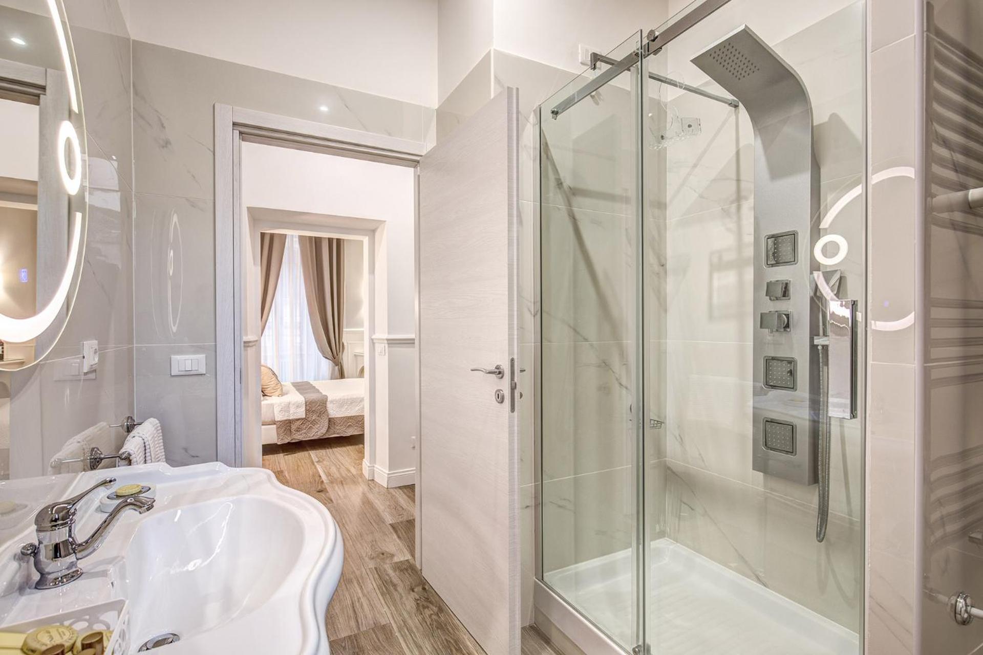 Just For Us - Piazza Di Spagna 3* Roma