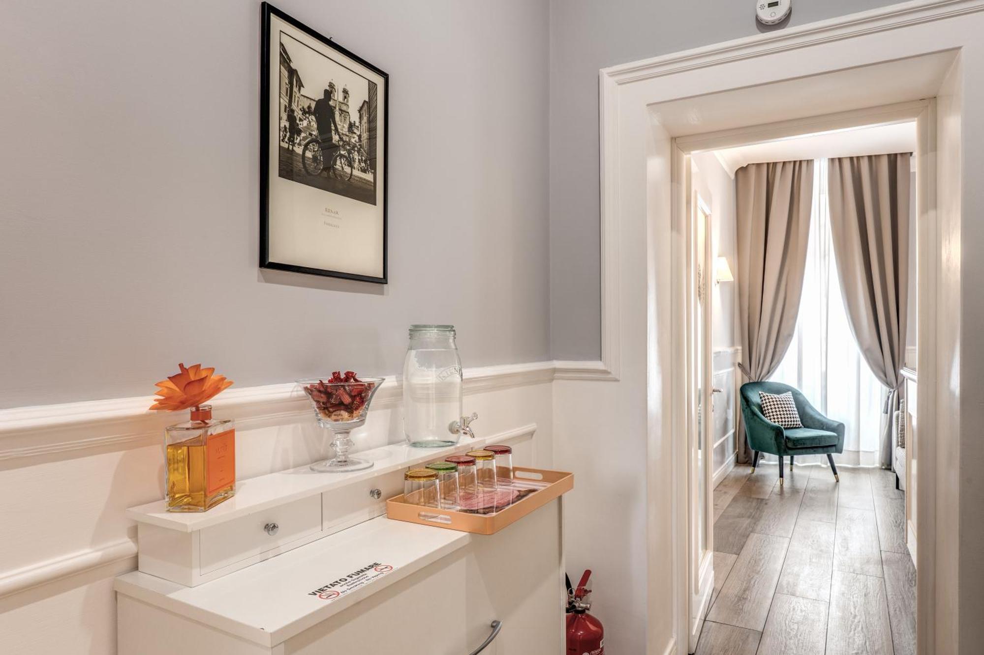 Just For Us - Piazza Di Spagna 3*
